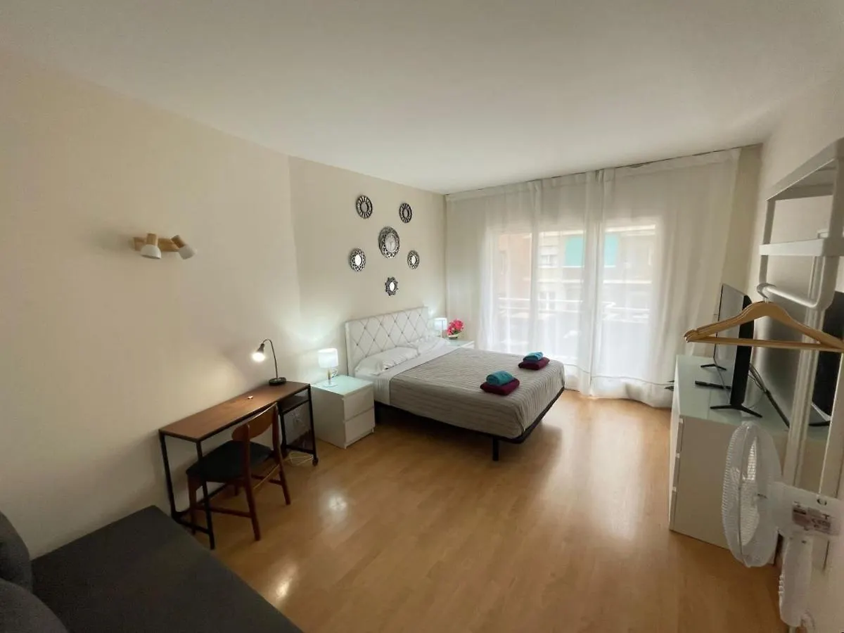Bed & Breakfast Paris Habitaciones Barcelona Spain